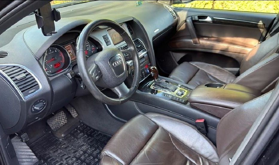 Продам Audi Q7 2008 года в Днепре