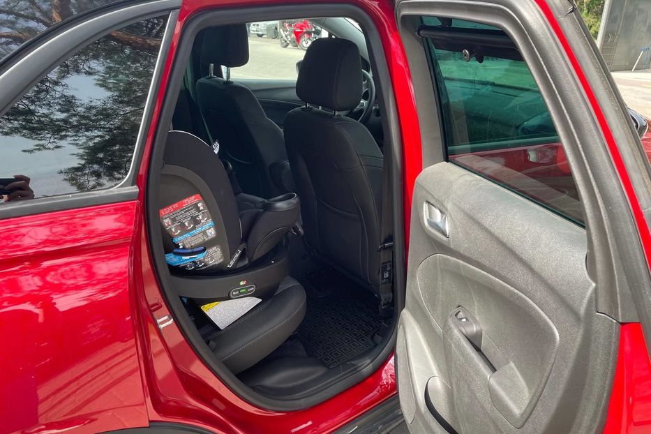 Продам Opel Crossland X Elegance 2024 года в Днепре