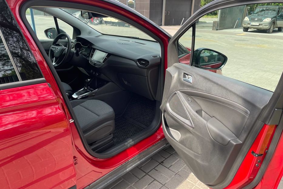 Продам Opel Crossland X Elegance 2024 года в Днепре