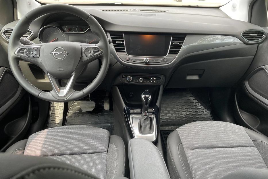 Продам Opel Crossland X Elegance 2024 года в Днепре