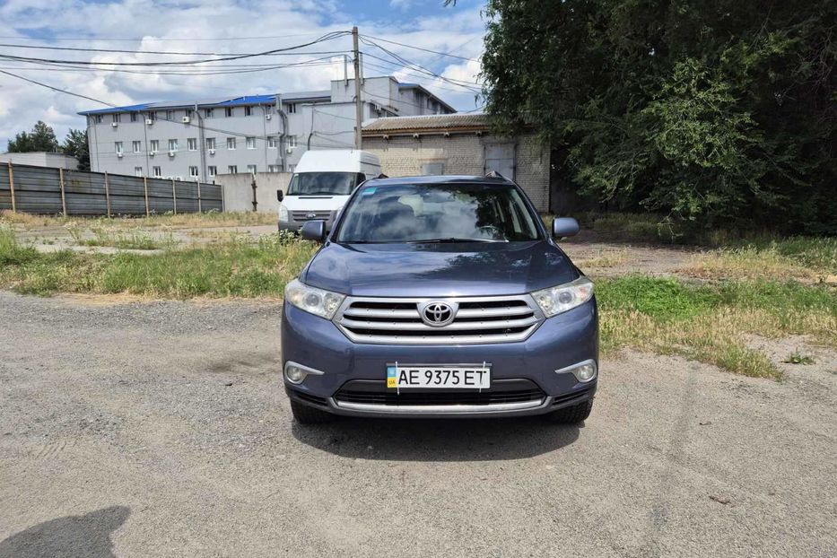 Продам Toyota Highlander 3.5 A/T Comfort, 5 місць 2011 года в Днепре