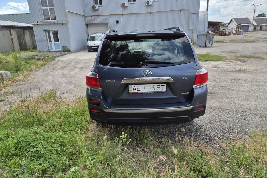 Продам Toyota Highlander 3.5 A/T Comfort, 5 місць 2011 года в Днепре