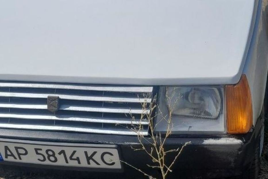 Продам ЗАЗ 1102 Таврия 1993 года в Запорожье