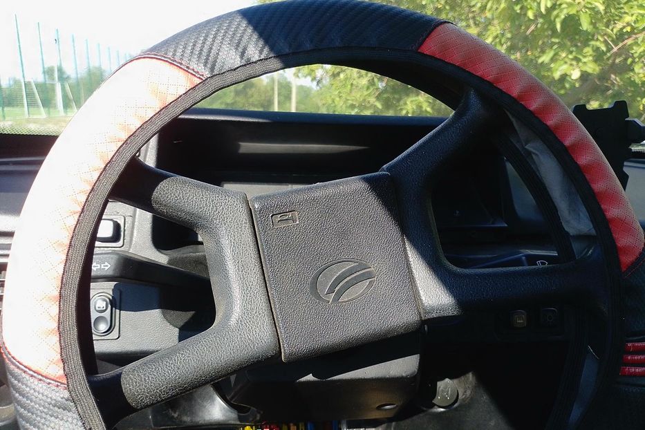 Продам ЗАЗ 1102 Таврия 1993 года в Запорожье
