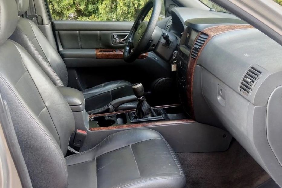 Продам Kia Sorento 2004 года в Днепре