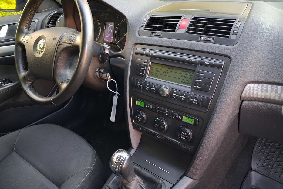 Продам Skoda Octavia A5 Elegance 1.6 mpi 2007 года в Львове