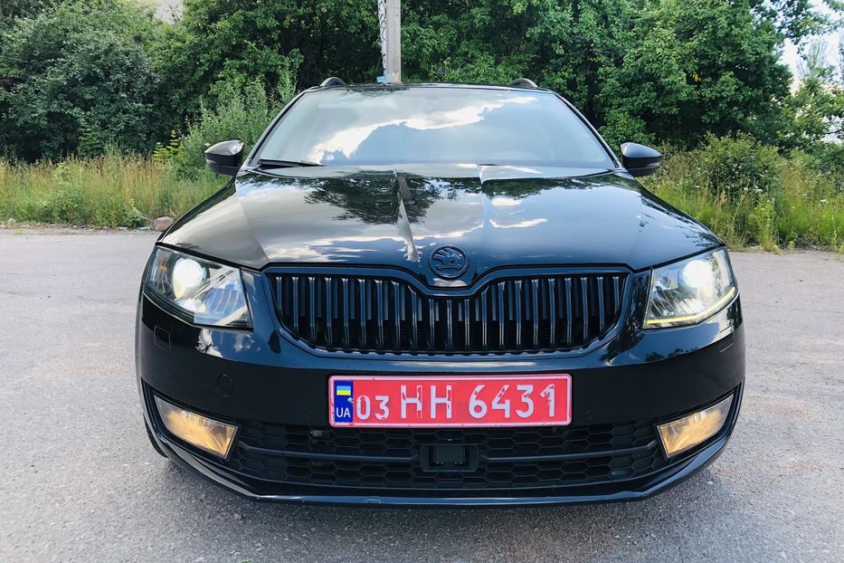 Продам Skoda Octavia A7 VRS 2.0 TDI DSG (184 к.с.) 4х4 2015 года в Житомире