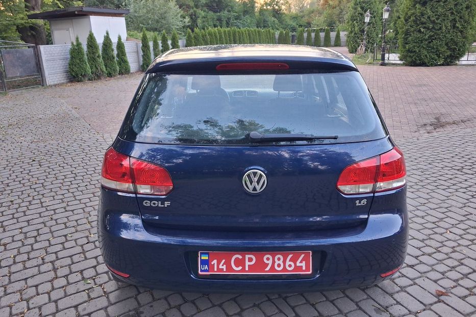 Продам Volkswagen Golf  VI 1.6 mpi trenline 2009 года в Львове