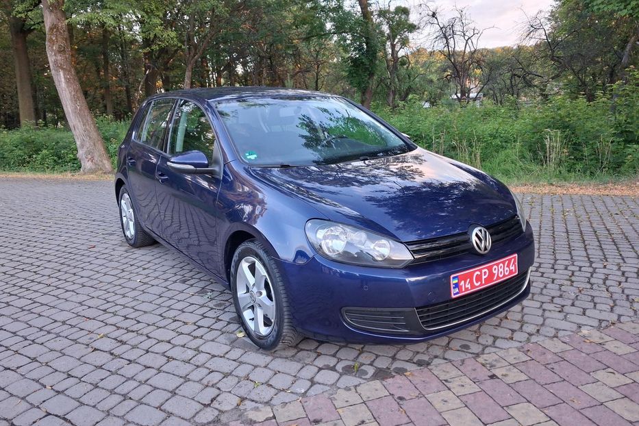 Продам Volkswagen Golf  VI 1.6 mpi trenline 2009 года в Львове