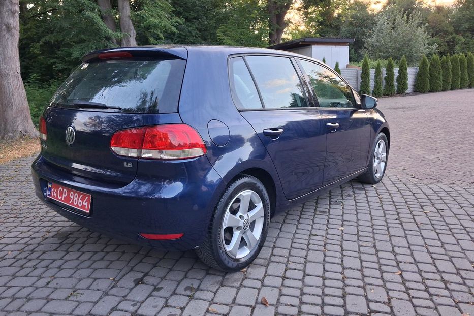Продам Volkswagen Golf  VI 1.6 mpi trenline 2009 года в Львове