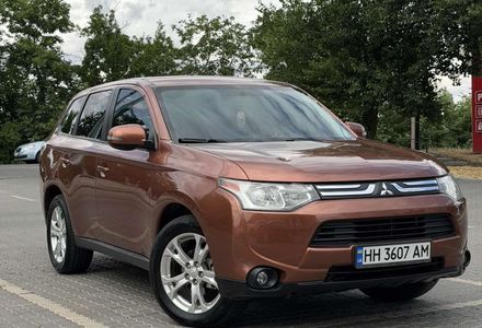 Продам Mitsubishi Outlander газ/бензин  7 місць 2013 года в Одессе