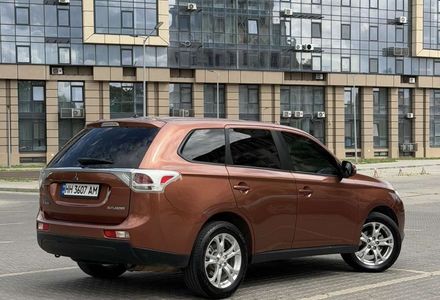 Продам Mitsubishi Outlander газ/бензин  7 місць 2013 года в Одессе