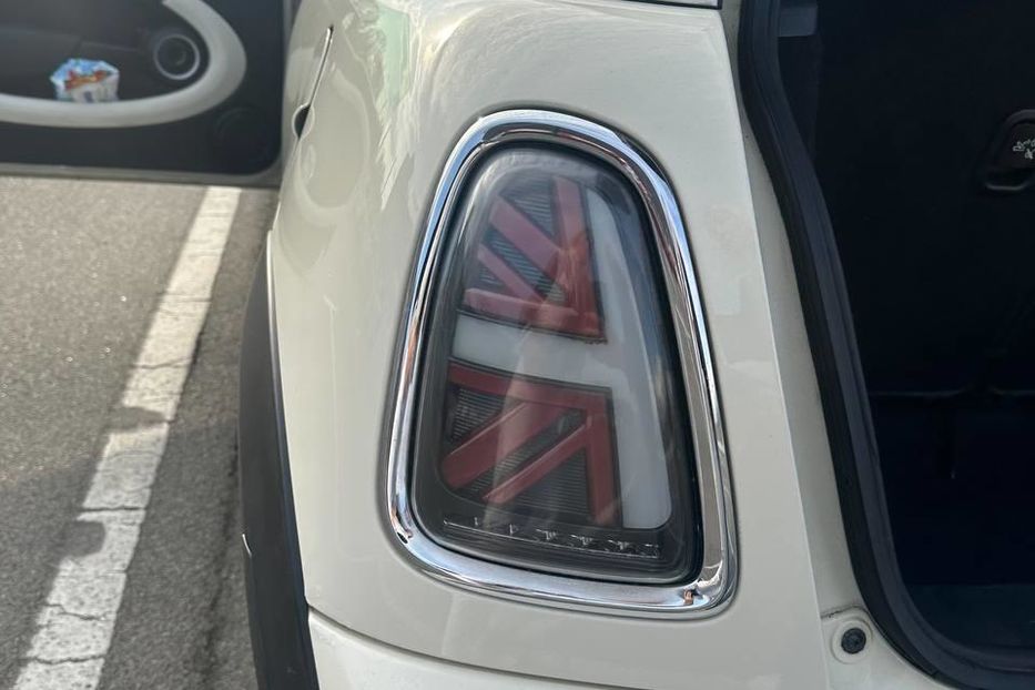 Продам MINI Cooper 2013 года в Киеве