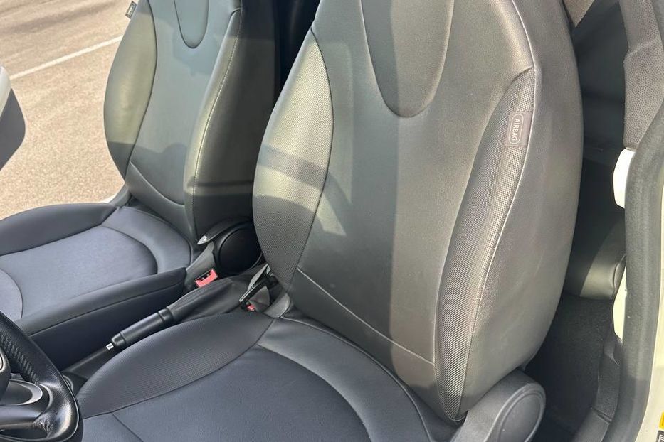Продам MINI Cooper 2013 года в Киеве
