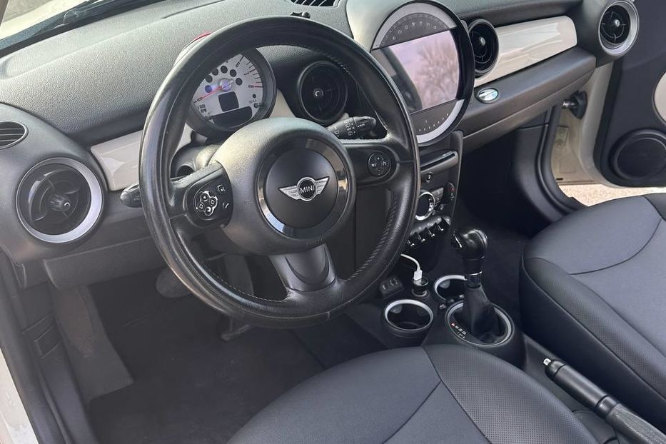 Продам MINI Cooper 2013 года в Киеве