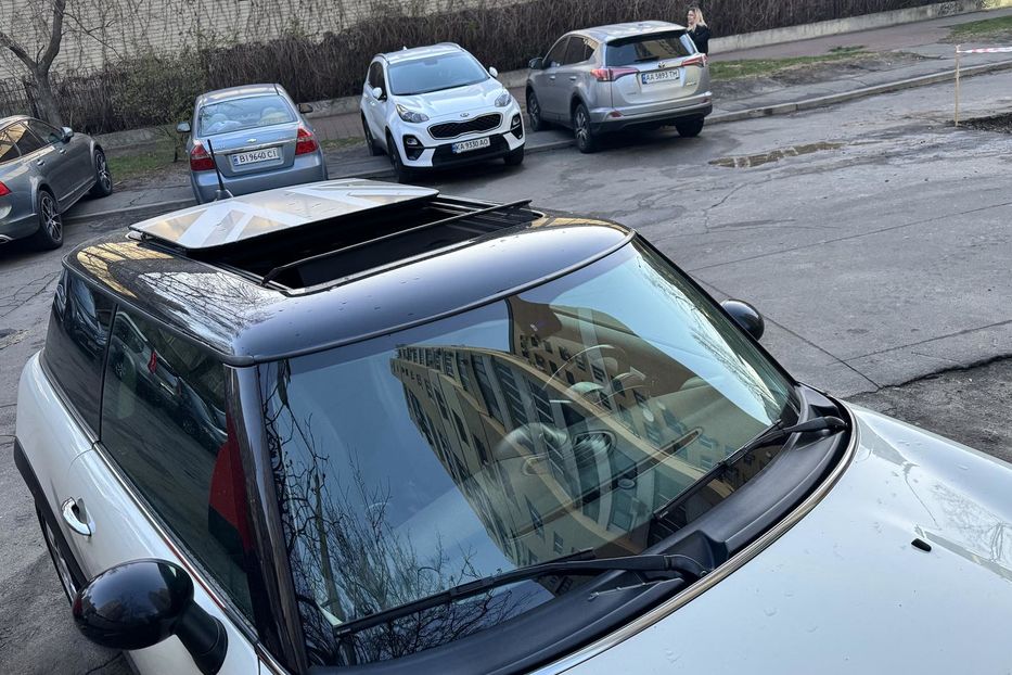 Продам MINI Cooper 2013 года в Киеве