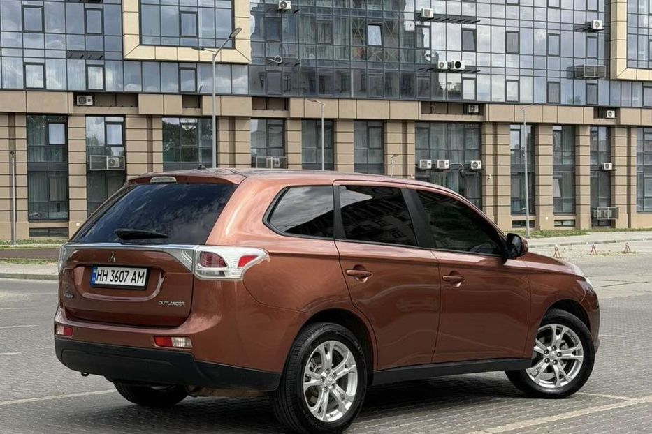 Продам Mitsubishi Outlander газ/бензин  7 місць 2013 года в Одессе