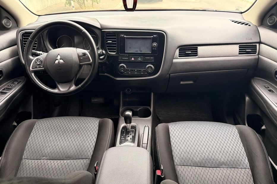 Продам Mitsubishi Outlander газ/бензин  7 місць 2013 года в Одессе