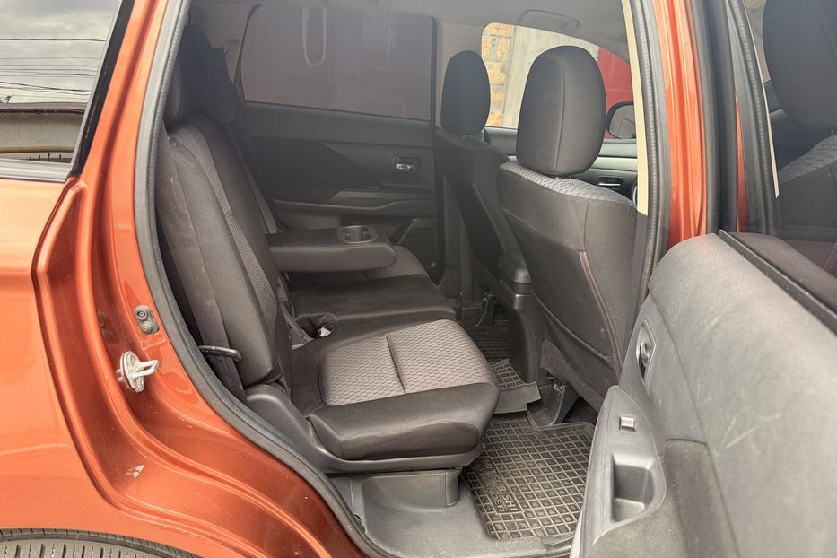 Продам Mitsubishi Outlander газ/бензин  7 місць 2013 года в Одессе