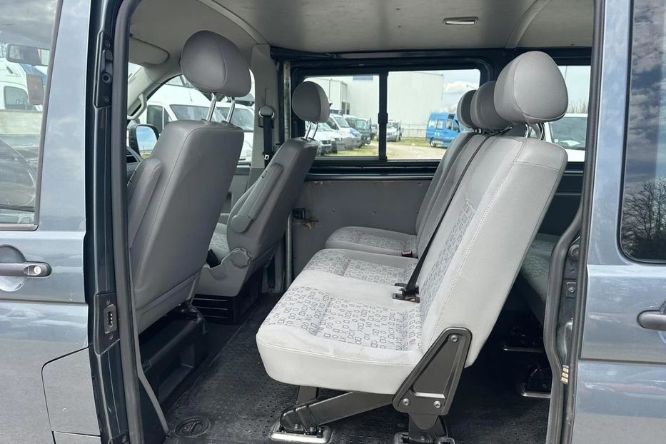 Продам Volkswagen T5 (Transporter) пасс. 2007 года в Днепре