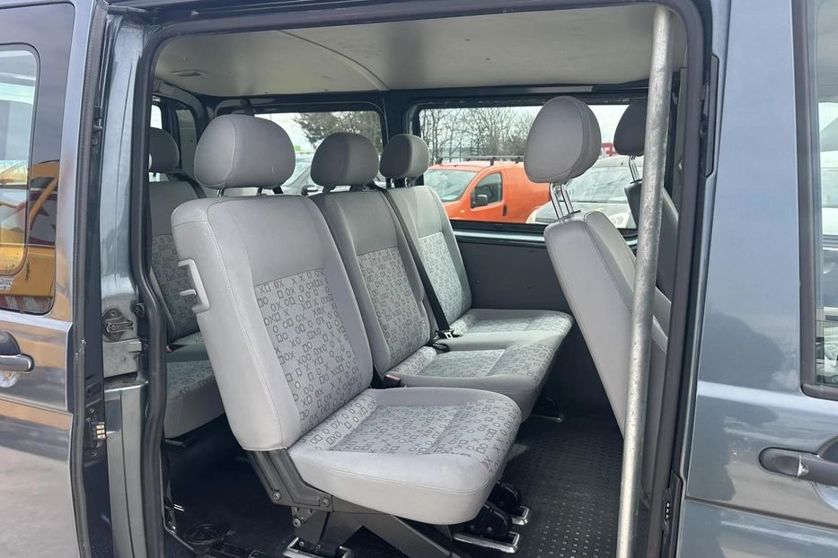 Продам Volkswagen T5 (Transporter) пасс. 2007 года в Днепре