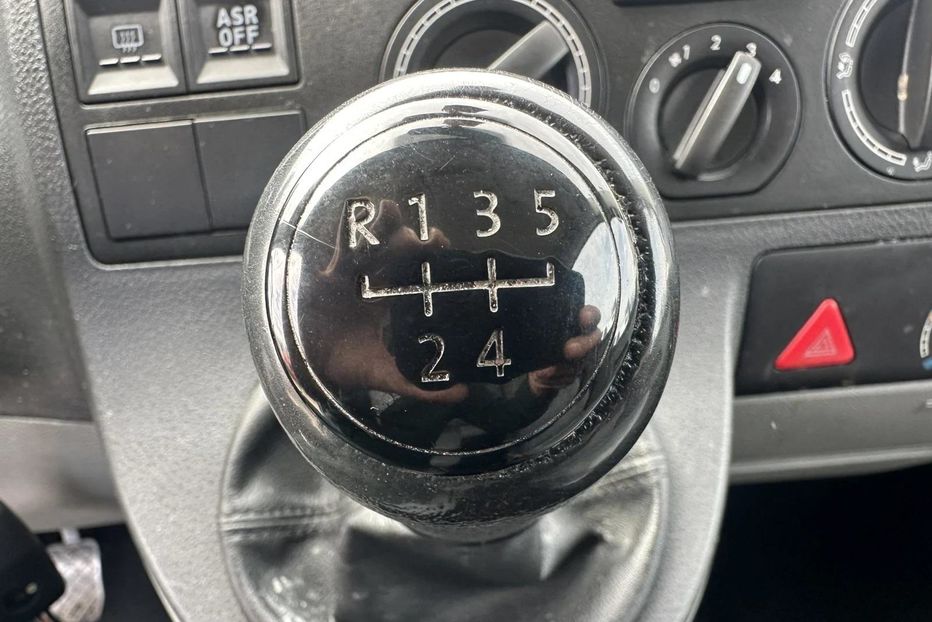 Продам Volkswagen T5 (Transporter) пасс. 2007 года в Днепре