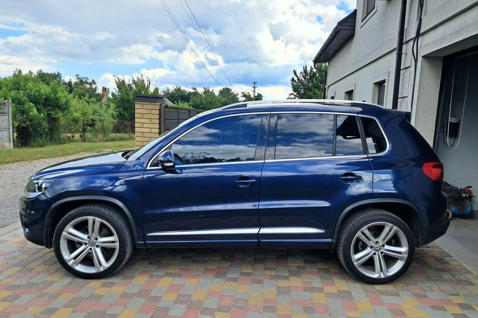 Продам Volkswagen Tiguan 2,0 ТСІ  R - line 2016 года в Черкассах