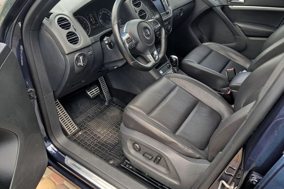 Продам Volkswagen Tiguan 2,0 ТСІ  R - line 2016 года в Черкассах