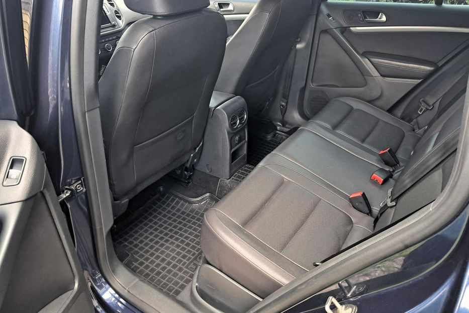 Продам Volkswagen Tiguan 2,0 ТСІ  R - line 2016 года в Черкассах