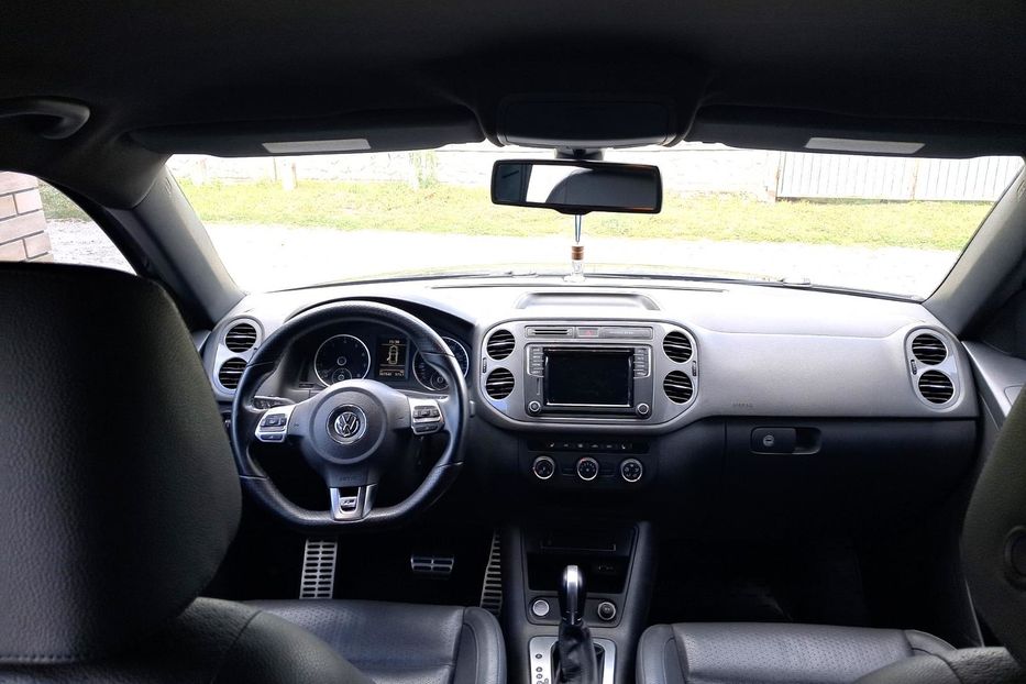 Продам Volkswagen Tiguan 2,0 ТСІ  R - line 2016 года в Черкассах