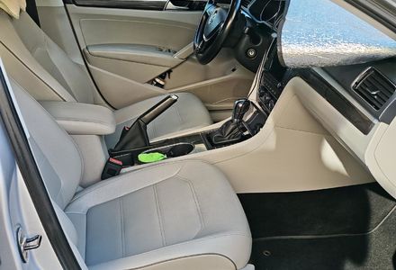 Продам Volkswagen Passat B8 NMS  2016 года в г. Кривой Рог, Днепропетровская область