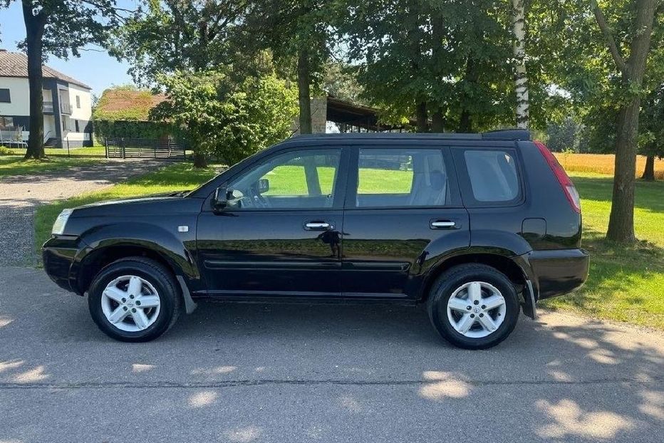Продам Nissan X-Trail 2005 года в г. Чугуев, Харьковская область
