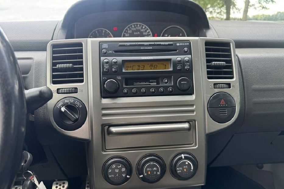 Продам Nissan X-Trail 2005 года в г. Чугуев, Харьковская область