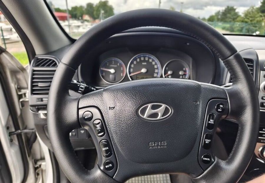 Продам Hyundai Santa FE 2008 года в г. Дубно, Ровенская область