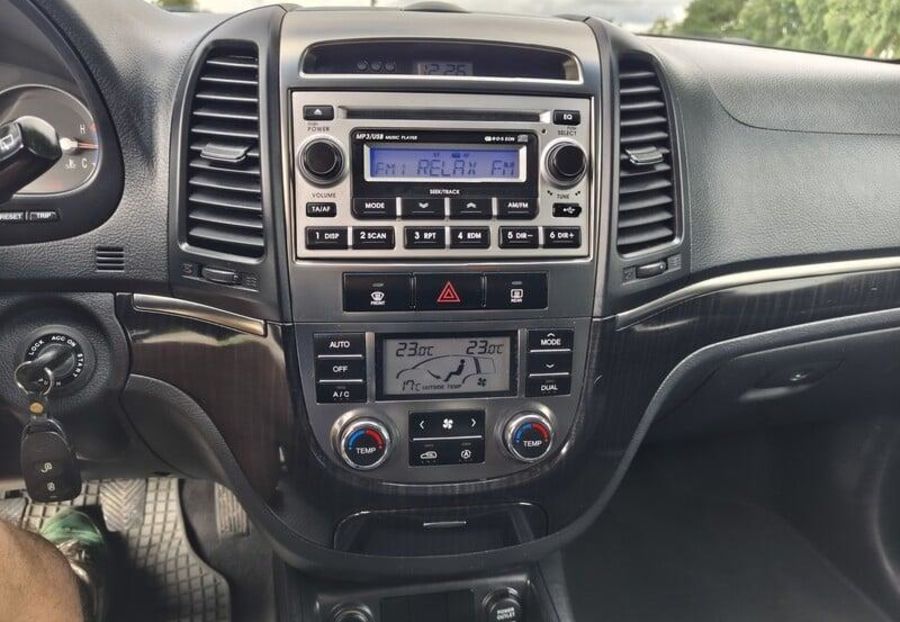 Продам Hyundai Santa FE 2008 года в г. Дубно, Ровенская область