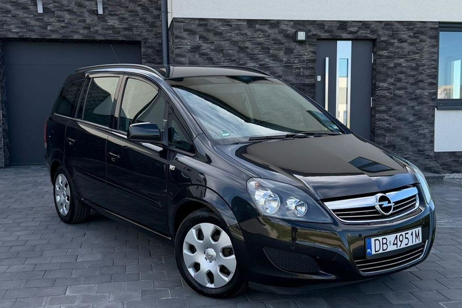 Продам Opel Zafira 2011 года в г. Павлоград, Днепропетровская область