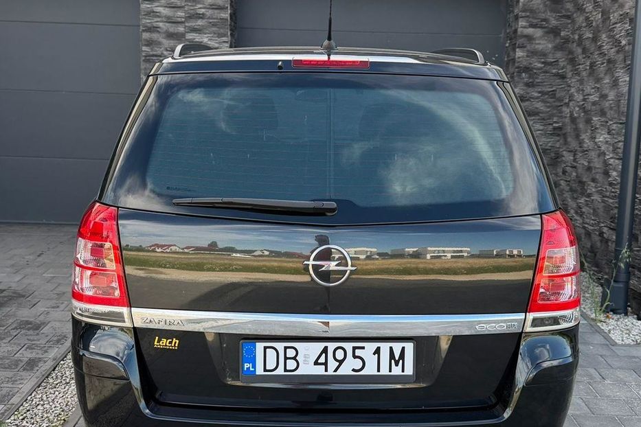 Продам Opel Zafira 2011 года в г. Павлоград, Днепропетровская область