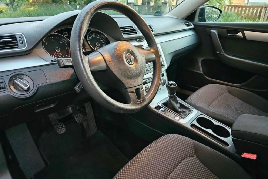 Продам Volkswagen Passat B7 2011 года в Полтаве