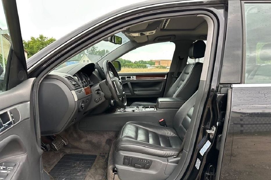 Продам Volkswagen Touareg 2005 года в Днепре