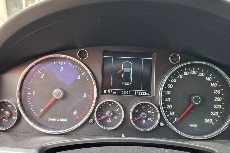 Продам Volkswagen Touareg 2006 года в Днепре
