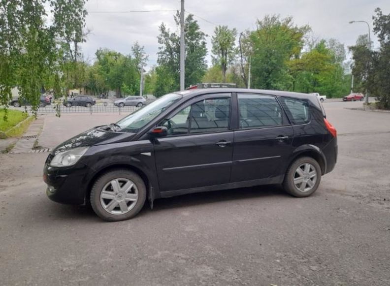 Продам Renault Grand Scenic Мкпп 6,  2008 года в Харькове