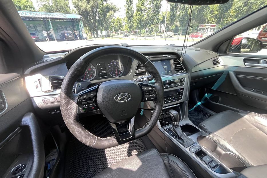 Продам Hyundai Sonata LF 2015 года в Запорожье