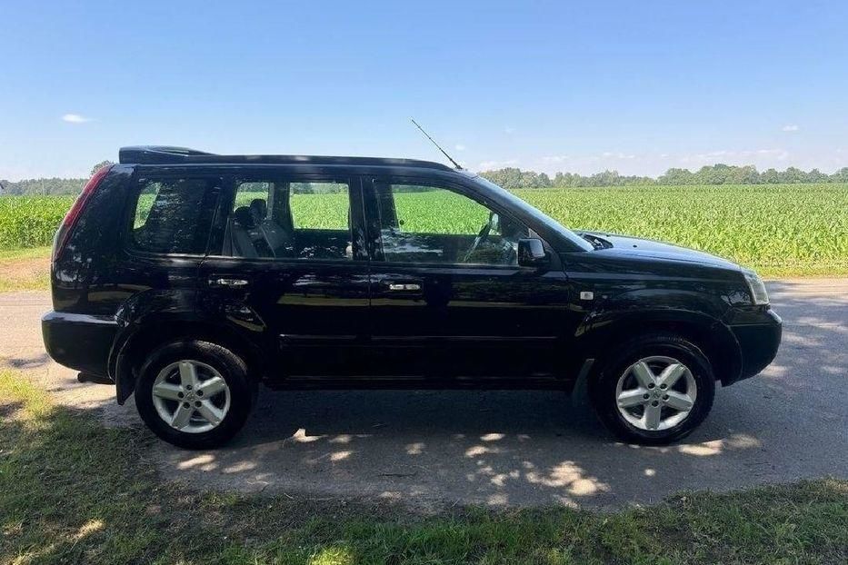 Продам Nissan X-Trail 2005 года в г. Чугуев, Харьковская область