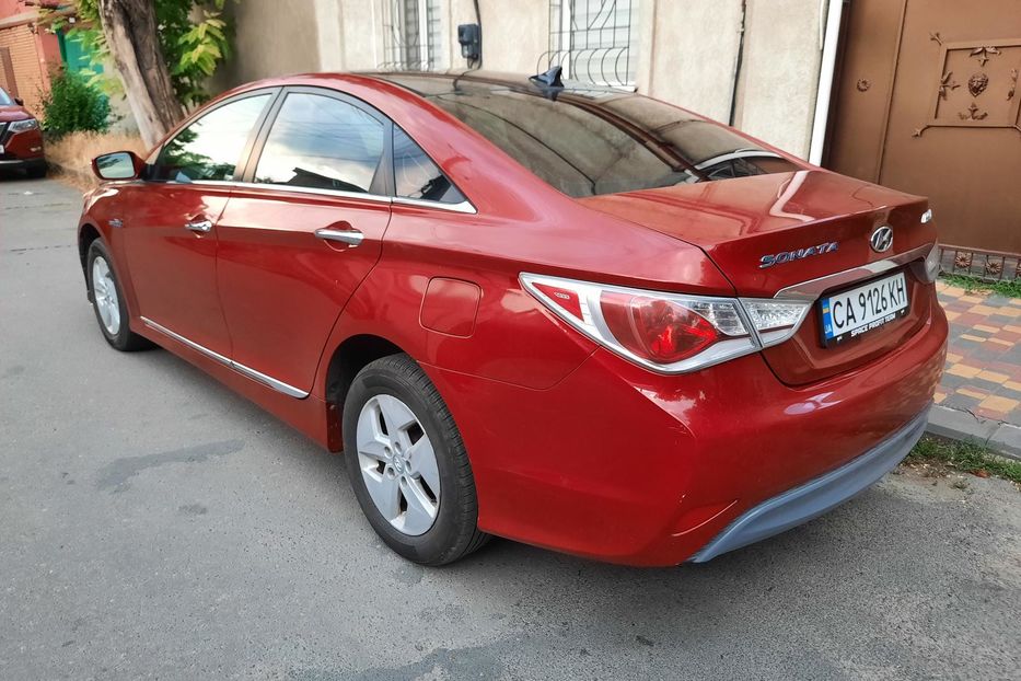Продам Hyundai Sonata гібрид 2011 года в Одессе