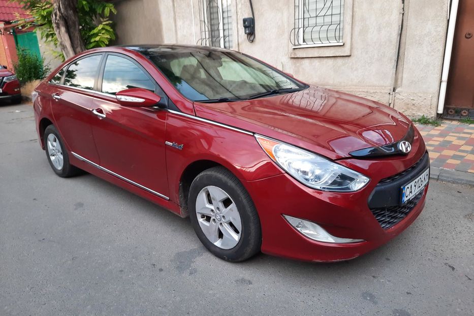 Продам Hyundai Sonata гібрид 2011 года в Одессе