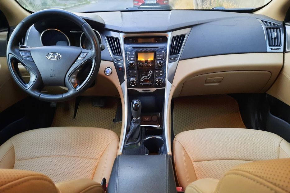 Продам Hyundai Sonata гібрид 2011 года в Одессе