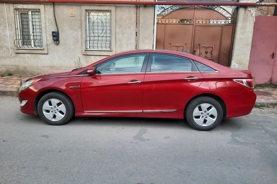 Продам Hyundai Sonata гібрид 2011 года в Одессе