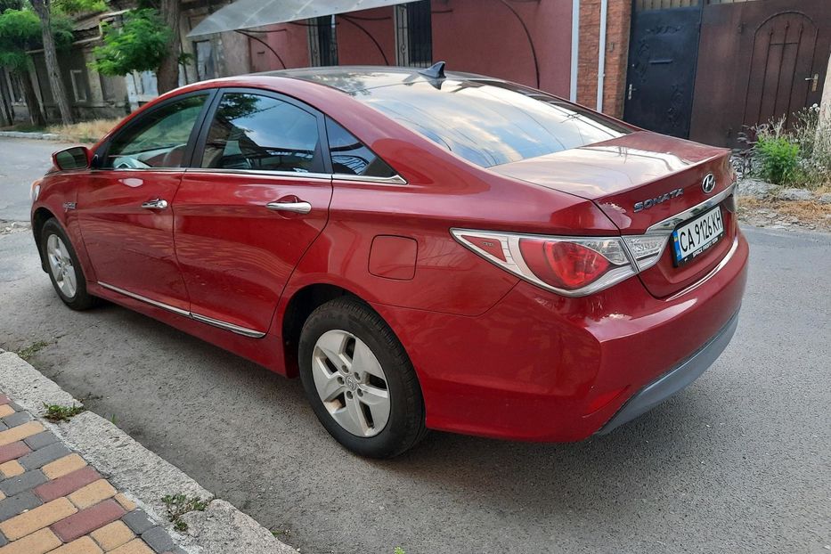Продам Hyundai Sonata гібрид 2011 года в Одессе