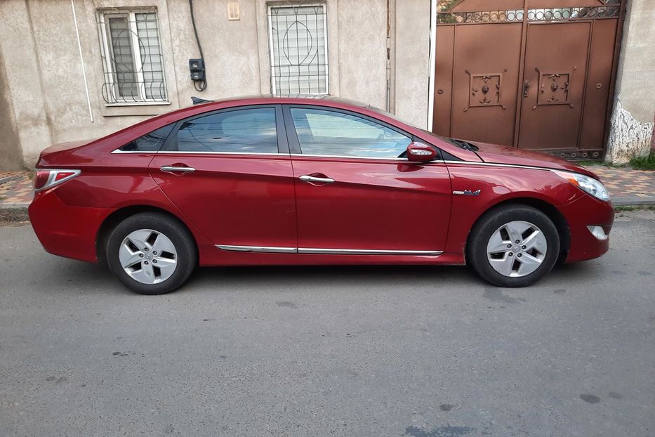 Продам Hyundai Sonata гібрид 2011 года в Одессе