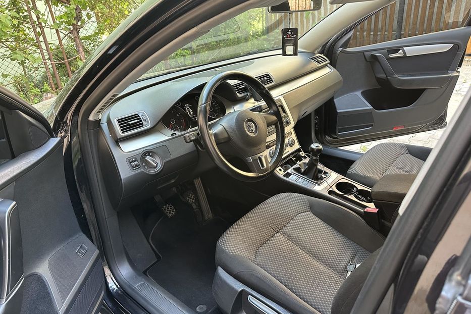 Продам Volkswagen Passat B7 2012 года в Черновцах